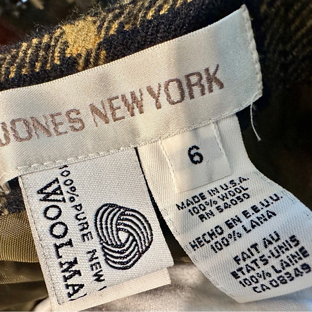 Jones New York Olive Green and Black Plaid Wool Skirt - Picture 6 of 6